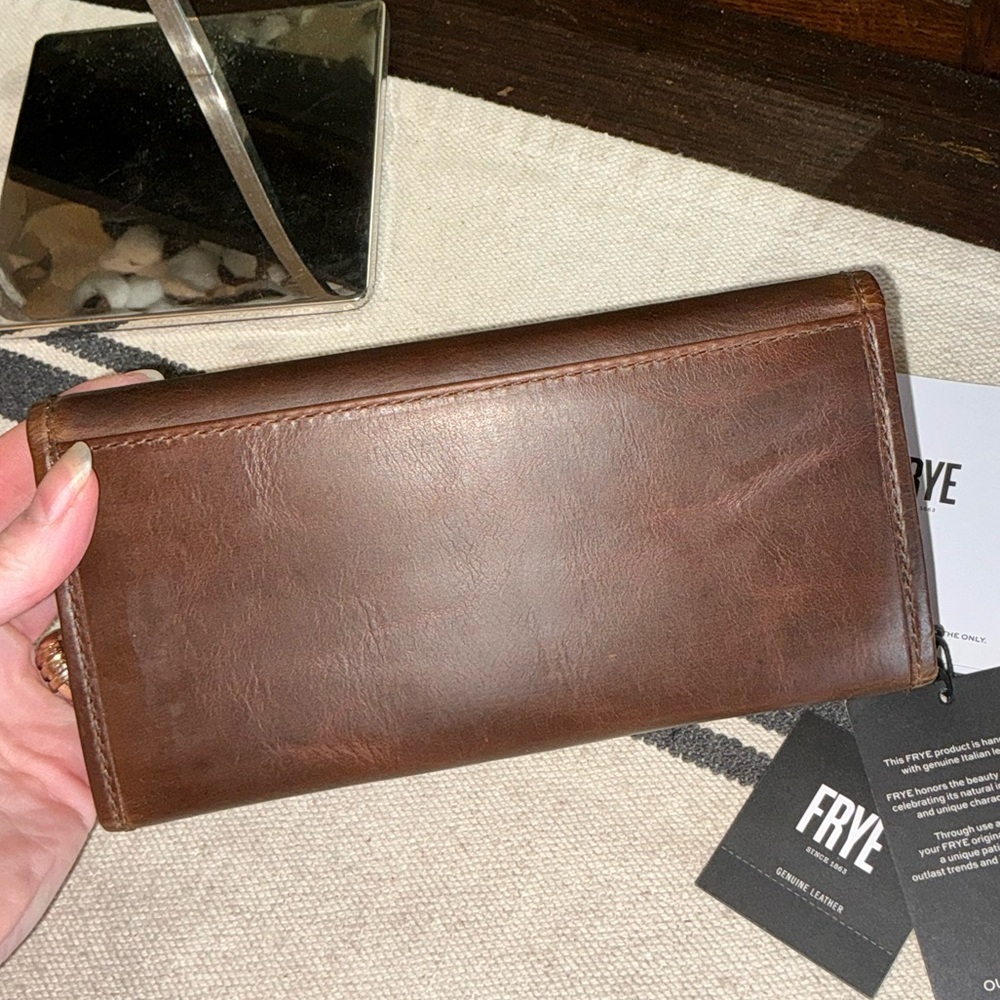 NWT Frye Leather Melissa Trifold Continental Snap Wallet Dark Brown $158 - Picture 8 of 12